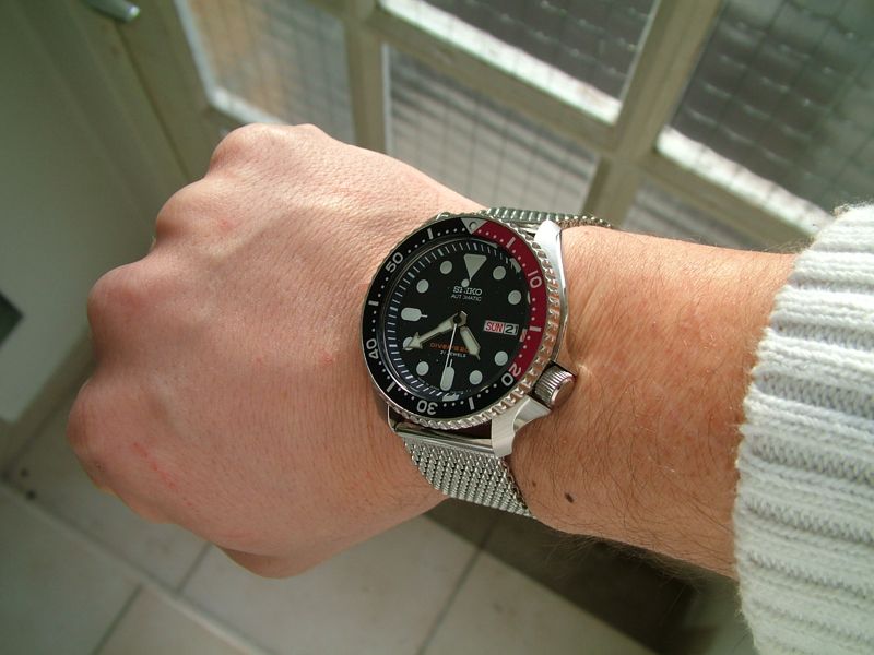 skx009 mesh bracelet